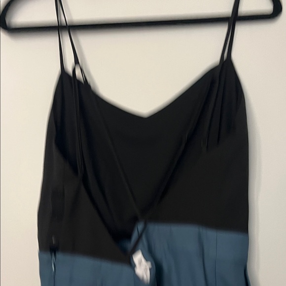 Black & Teal Two-Tone Spaghetti Strap Dress with pockets lightweight flowy pleat - Picture 8 of 13